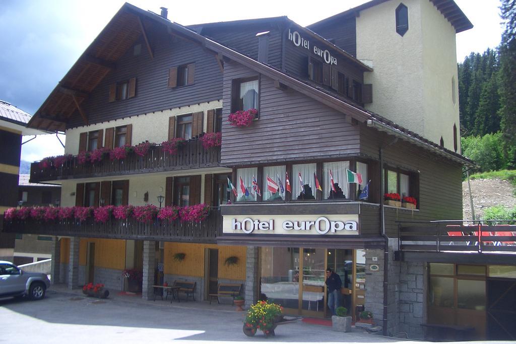 Hotel Europa Madonna di Campiglio Exterior photo