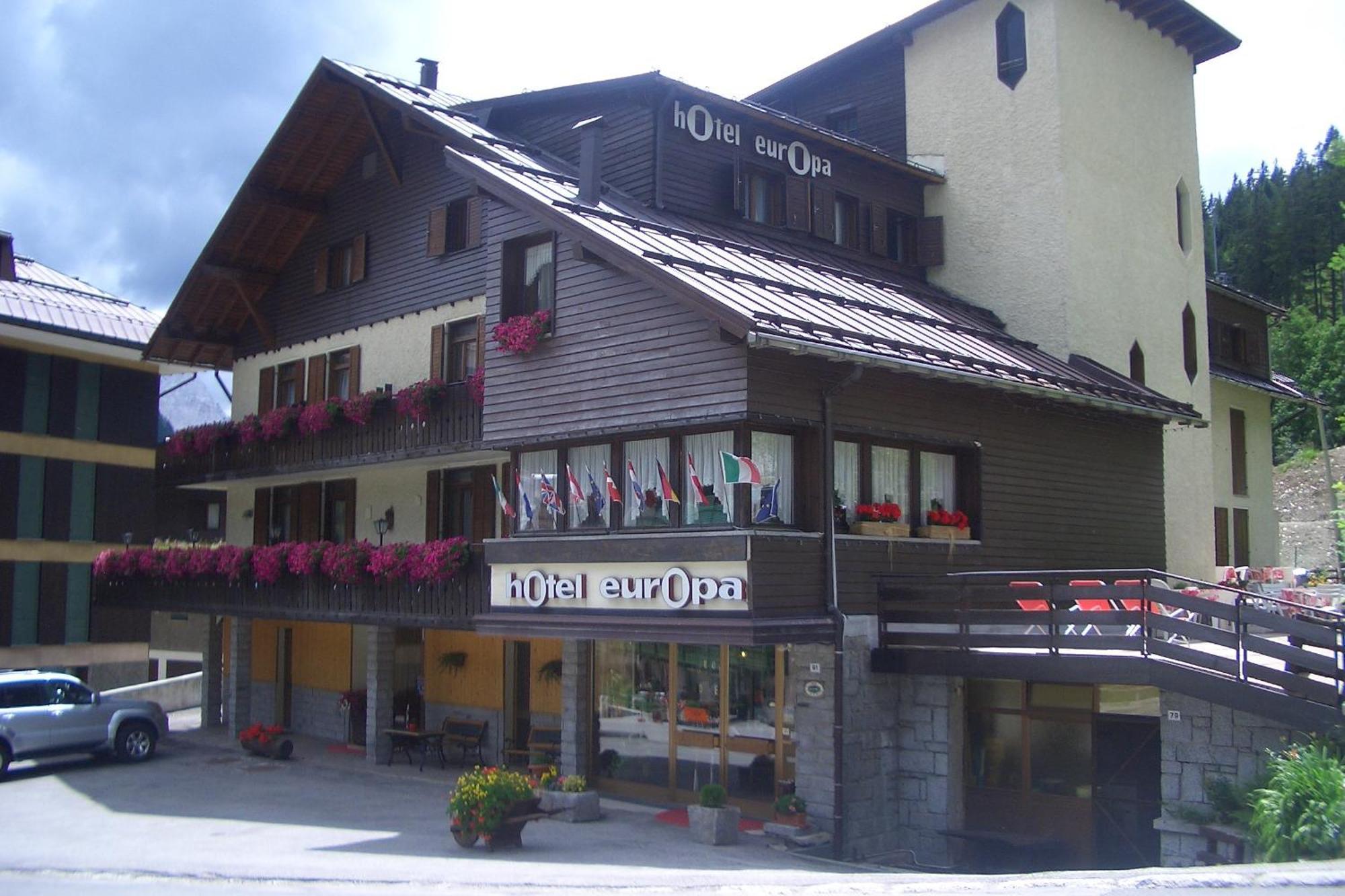 Hotel Europa Madonna di Campiglio Exterior photo